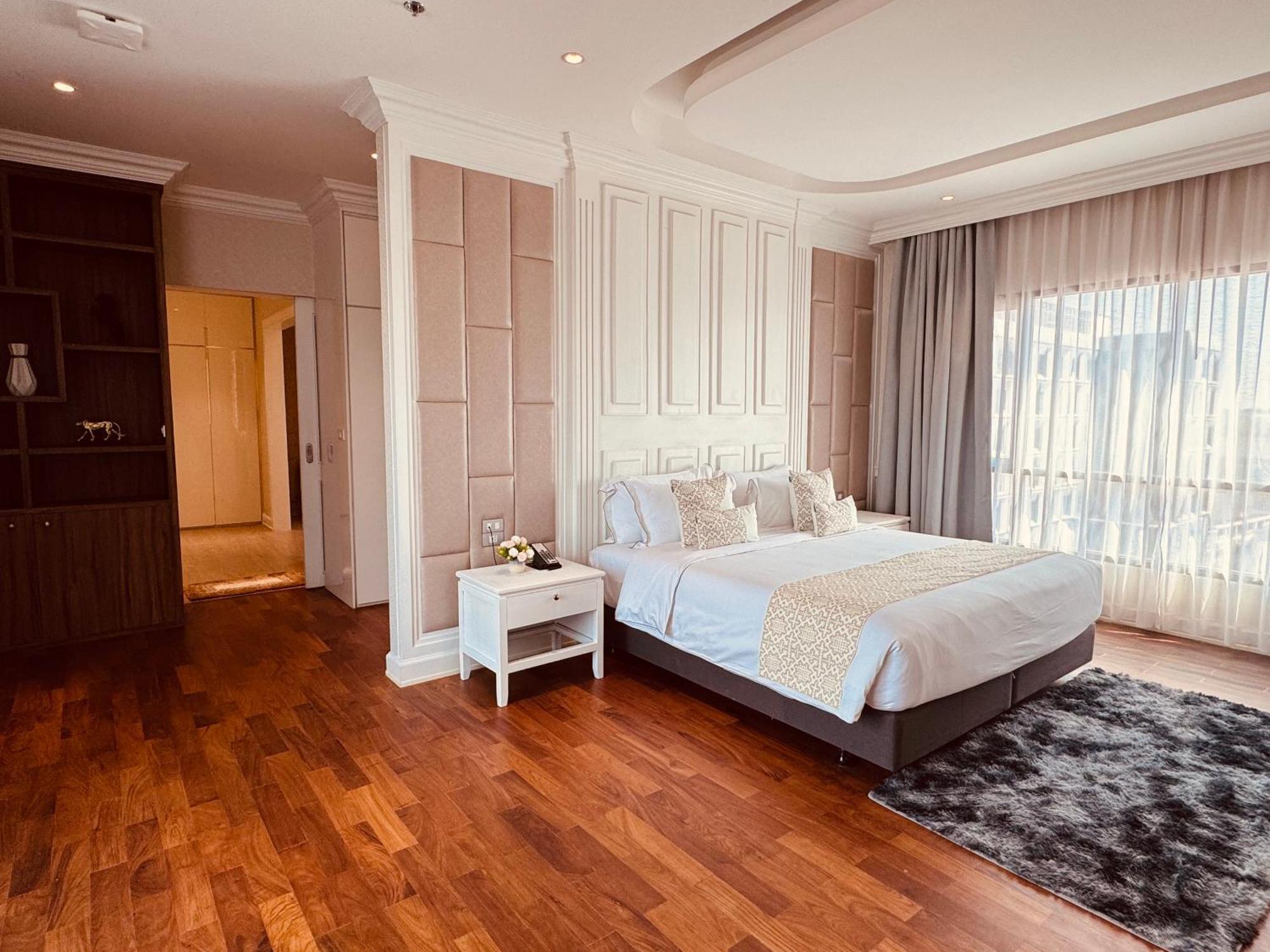 Presidential Suite